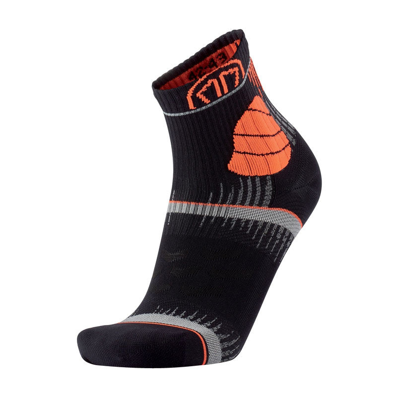 trail ultra sock black orange front view