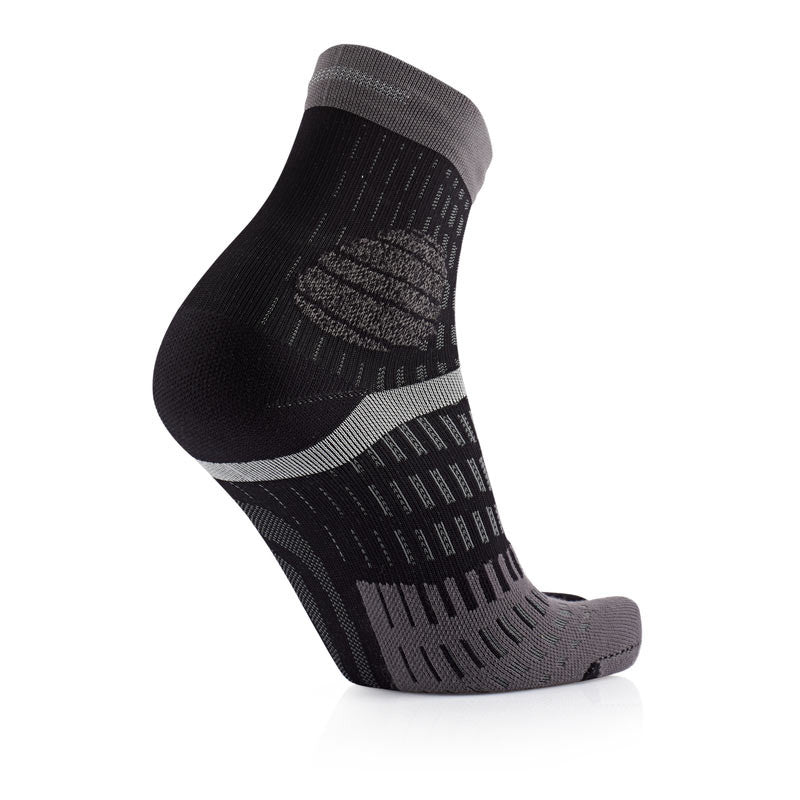 t-free trail running socks black grey rear view