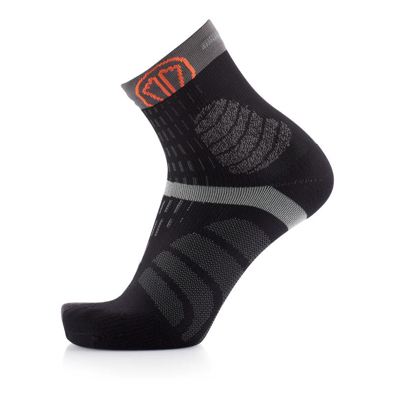 t-free trail running socks black grey side view