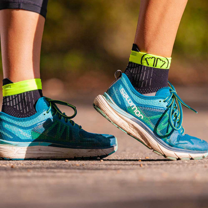 Sidas Run Feel Road Running Socks Black Yellow being worm